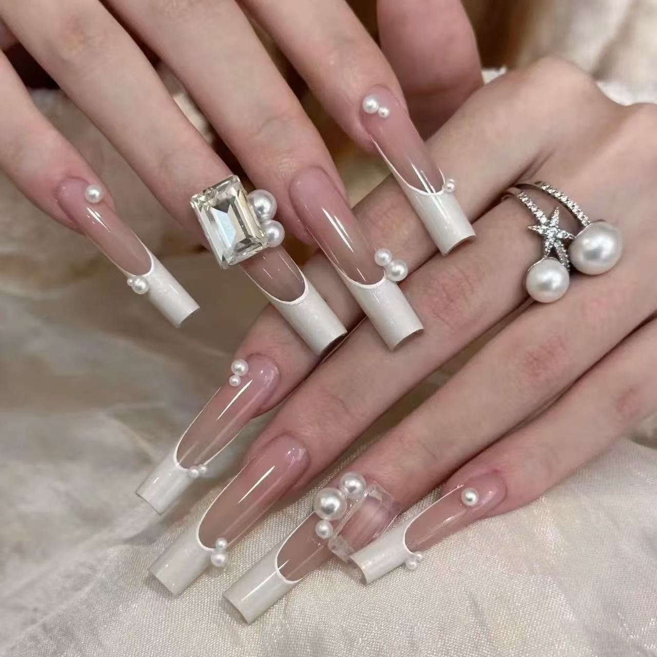 12 Grid Japanese Style Nail Art No Hole Pure White Colorful Highlight Pearl Dry Round Pearl Flat Bottom Bright White Mini Pearl