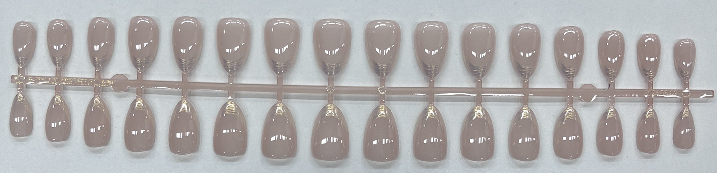 质量顶级的喷涂预制甲片，大幅提高制作效率，可二次加工制作款式（可拼团）